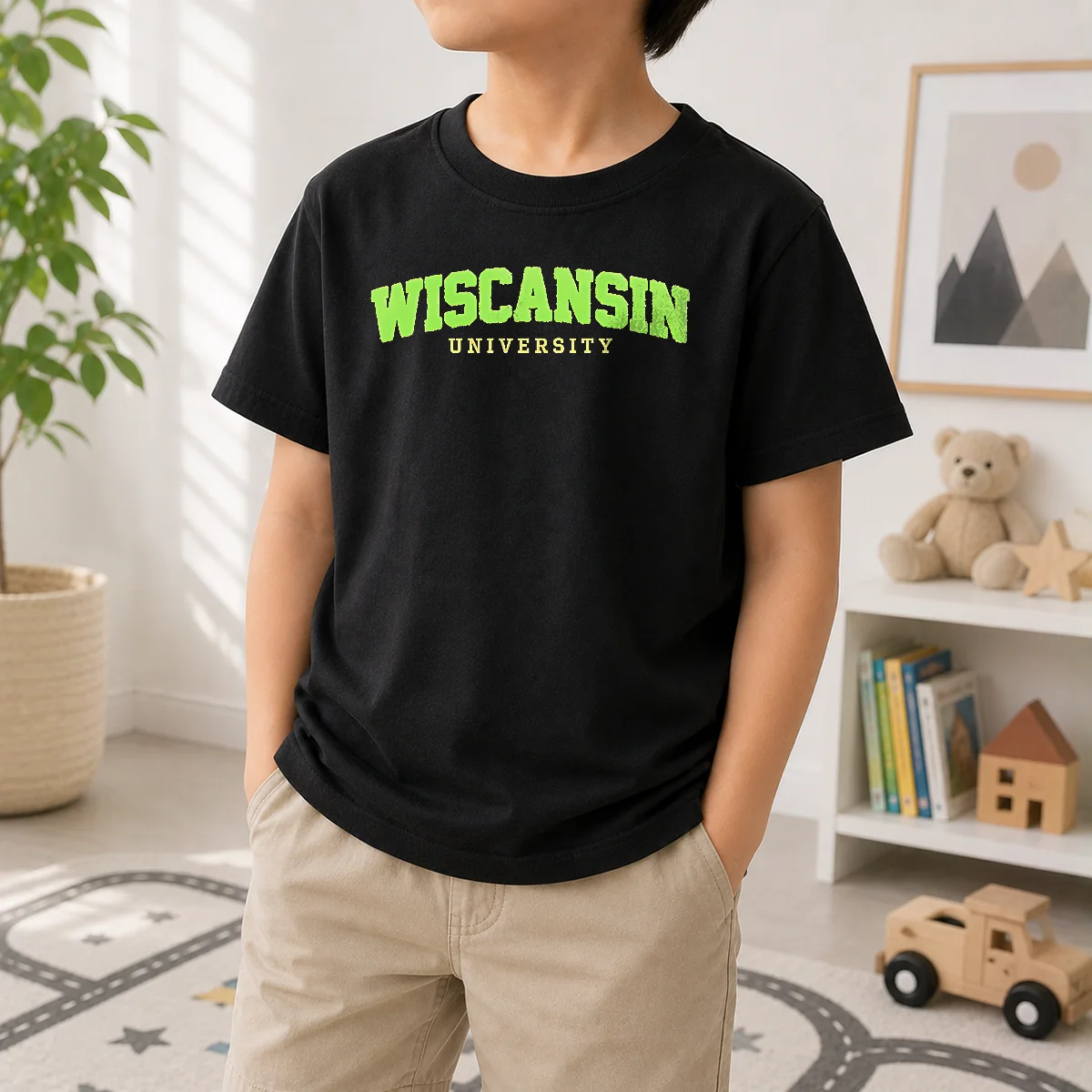 Pretty Wiscansin University College Funny Parody Kids T-Shirt
