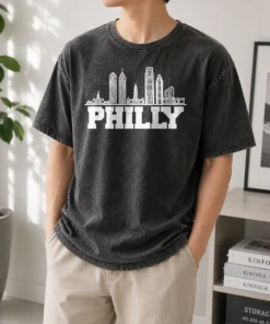 Good Top Philly Skyline Apparel Philadelphia City Silhouette Washed T-Shirt